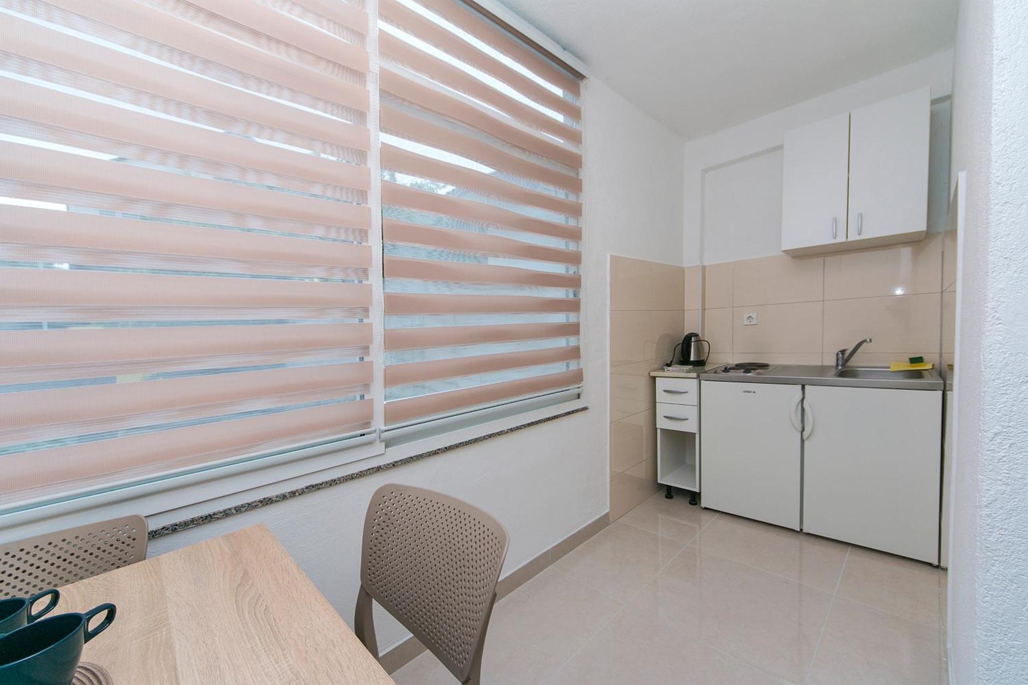 Apartments By The Sea Podaca, Makarska - 4734 Bilik gambar