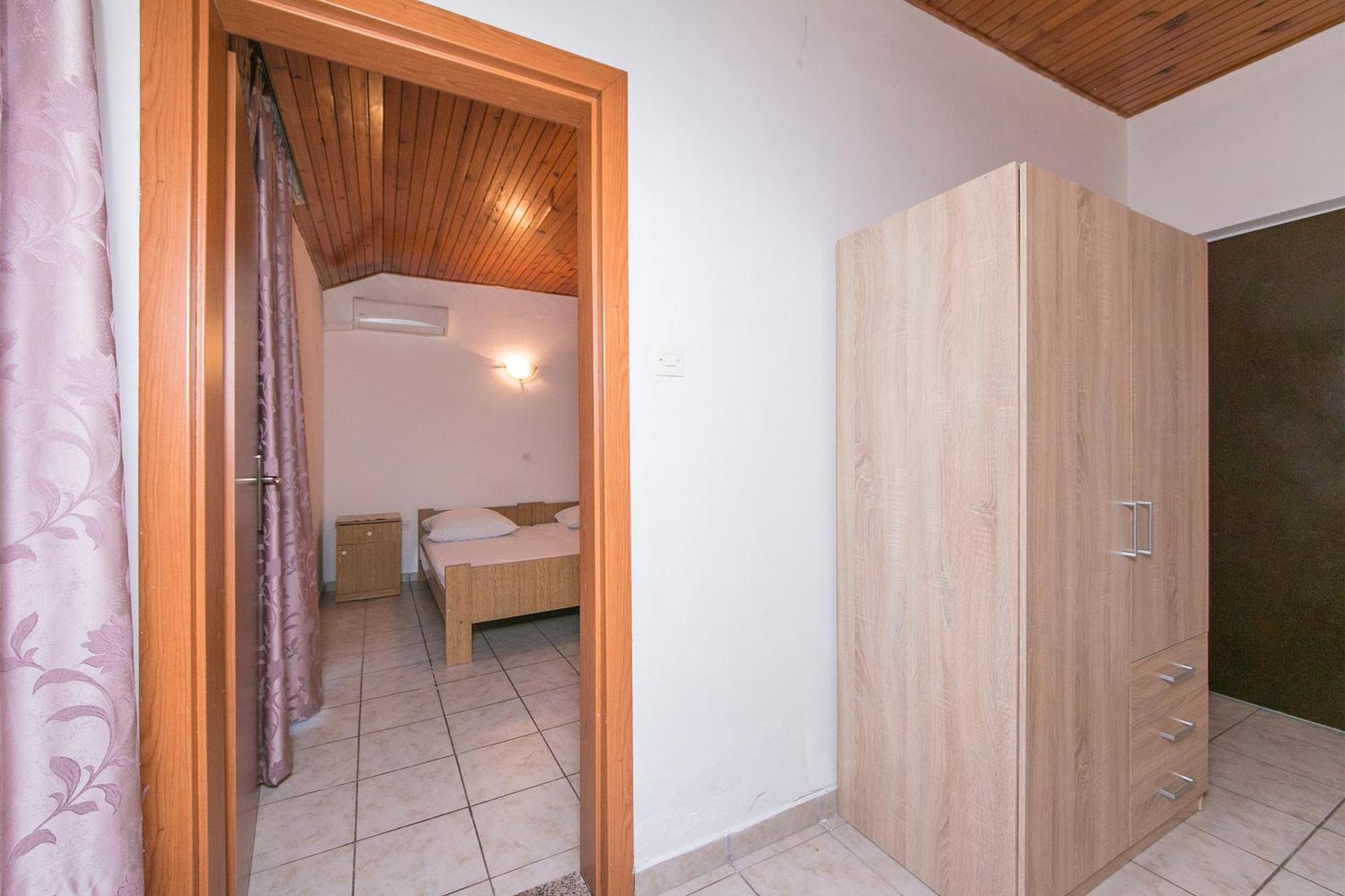 Apartments By The Sea Podaca, Makarska - 4734 Bilik gambar