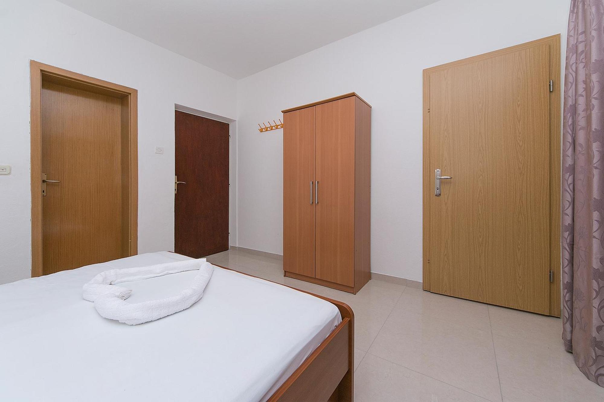 Apartments By The Sea Podaca, Makarska - 4734 Bilik gambar